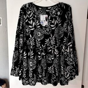Women's NWT Karen Kane Embroidered Ruffle Blouse White/Black XL